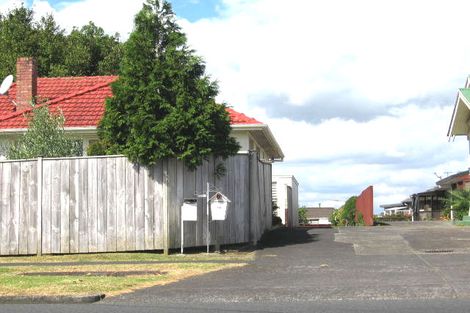 Photo of property in 2/116 Astley Avenue, New Lynn, Auckland, 0600