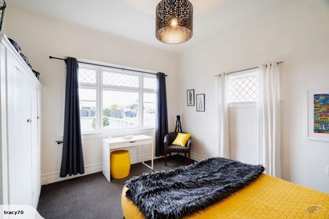 Photo of property in 94 Hargest Crescent, Saint Clair, Dunedin, 9012