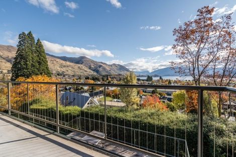 Photo of property in 7 Botting Place, Wanaka, 9305