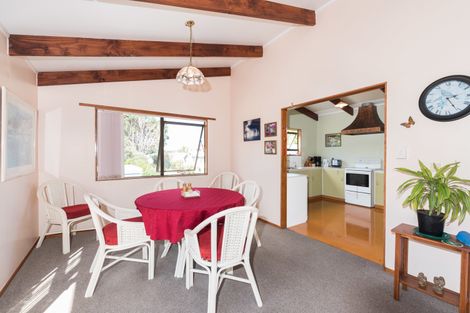 Photo of property in 9 Mako Lane, Paihia, 0200