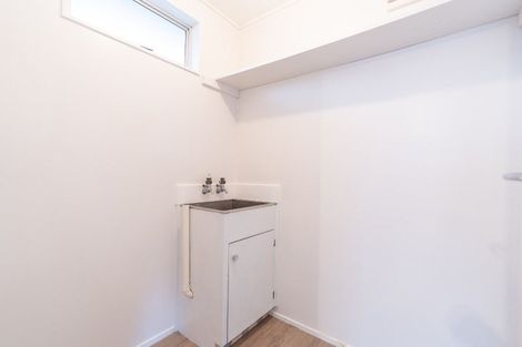 Photo of property in 20 Humphries Place, Awapuni, Palmerston North, 4412