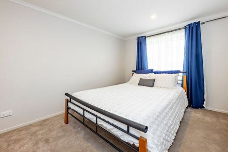 Photo of property in 3 Rohea Place, Opaheke, Papakura, 2113