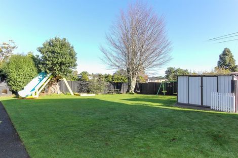 Photo of property in 22 Nevada Drive, Merrilands, New Plymouth, 4312
