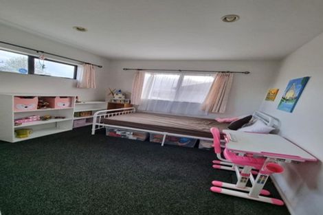 Photo of property in 96 Mcleod Road, Te Atatu South, Auckland, 0610