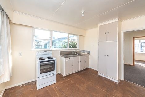 Photo of property in 7 Cornfoot Street, Castlecliff, Whanganui, 4501