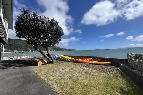 Photo of property in 603b Marine Drive, Days Bay, Lower Hutt, 5013