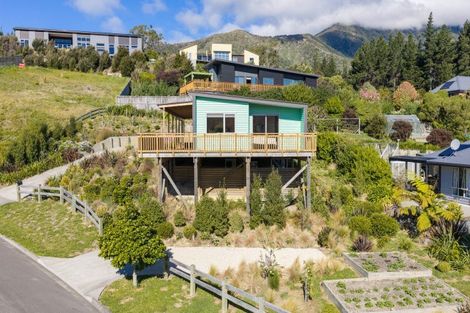 Photo of property in 2 Bell Bird Rise, Picton, 7220
