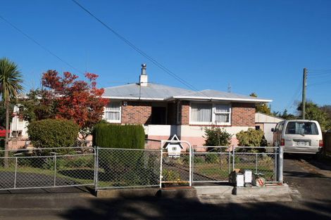 Photo of property in 11 Thompson Street, Mangere East, Auckland, 2024