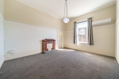 Photo of property in 36 The Parade, Island Bay, Wellington, 6023