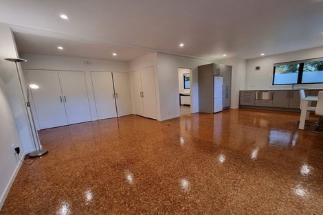 Photo of property in 22 Learmonth Avenue, Birkenhead, Auckland, 0626