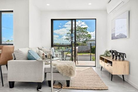 Photo of property in 2/107 Porchester Road, Papakura, 2110