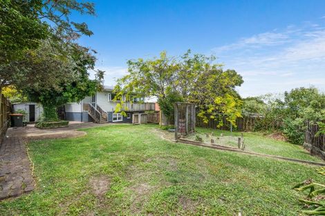 Photo of property in 21 Patons Road, Howick, Auckland, 2014