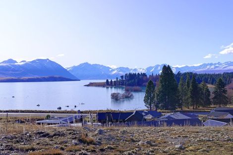 Photo of property in 2 Rankin Rise, Lake Tekapo, 7999