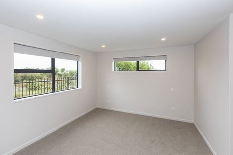 Photo of property in 2 Lussa Close, Broomfield, Christchurch, 8042