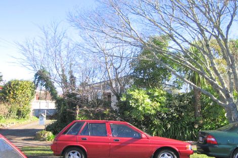 Photo of property in 17 Rutherford Street, Chedworth, Hamilton, 3210