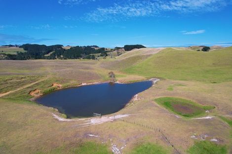 Photo of property in 2 Te Maire Road, Hunterville, 4730