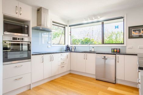 Photo of property in 60 Makora Road, Otaihanga, Paraparaumu, 5036