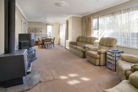 Photo of property in 399 Yaldhurst Road, Russley, Christchurch, 8042