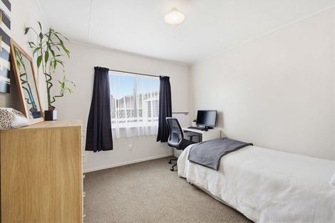 Photo of property in 1/17 Atherfold Crescent, Greenmeadows, Napier, 4112