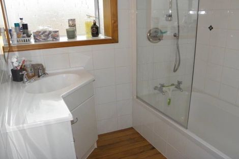 Photo of property in 52 Stuart Street, Holmes Hill, Oamaru, 9401