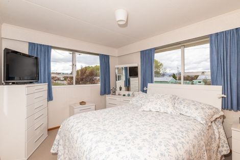 Photo of property in 4 Caulfeild Street, Ranfurly, 9332