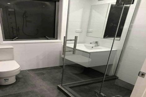 Photo of property in 48a Normanton Street, Glenfield, Auckland, 0629