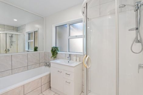 Photo of property in 135 Dunbars Road, Halswell, Christchurch, 8025