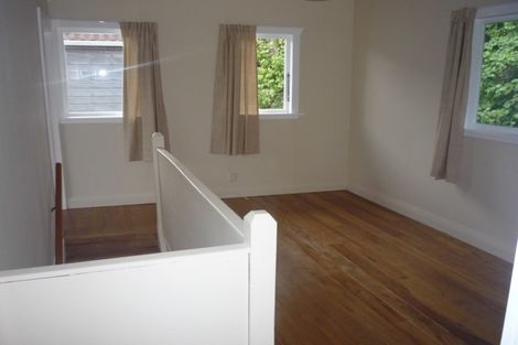 Photo of property in 14 Moana Road, Plimmerton, Porirua, 5026