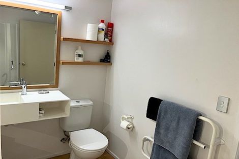 Photo of property in 24 Carnmore Place, Torbay, Auckland, 0630