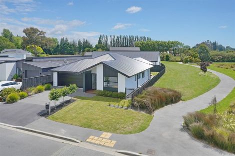 Photo of property in 84 Glenturret Drive, Casebrook, Christchurch, 8051