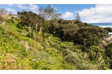 Photo of property in 38 Sea View Road, Baylys Beach, Dargaville, 0377