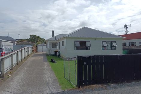 Photo of property in 74 Russell Street, Westport, 7825