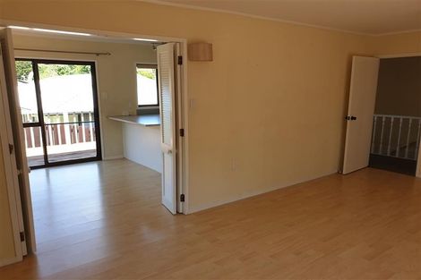 Photo of property in 6 Everglade Drive, Goodwood Heights, Auckland, 2105