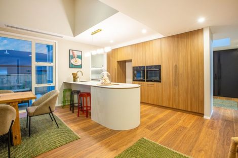 Photo of property in 28 Te Hoiere Street, Aotea, Porirua, 5024