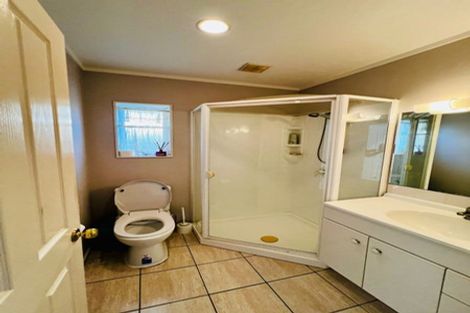 Photo of property in 2/3 Frost Road, Mount Roskill, Auckland, 1041