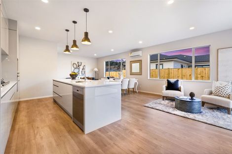 Photo of property in 37 Jeroboam Loop, Kumeu, 0810