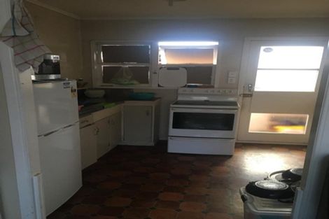 Photo of property in 2/7 Aranui Road, Mount Wellington, Auckland, 1060