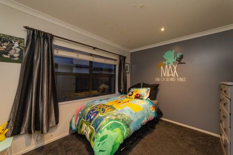Photo of property in 39 Tennyson Avenue, Kelvin Grove, Palmerston North, 4414