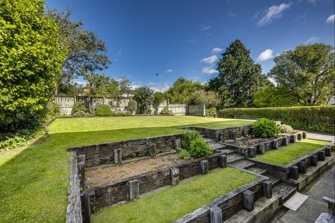 Photo of property in 8 Lambton Road, Hospital Hill, Napier, 4110