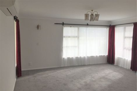 Photo of property in 2 Stephen Street, Tawa, Wellington, 5028
