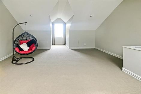 Photo of property in 20 Leneford Drive, East Tamaki, Auckland, 2013