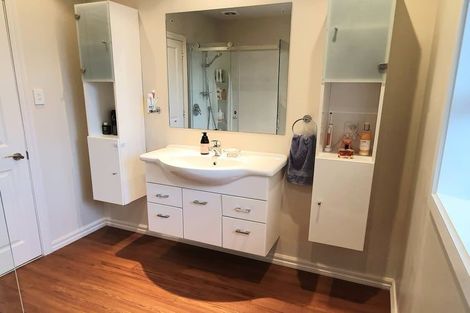 Photo of property in 10 Chilton Drive, Mairehau, Christchurch, 8052