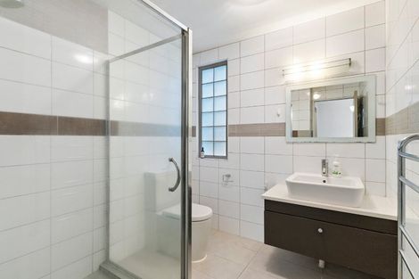 Photo of property in 35k Garnet Road, Westmere, Auckland, 1022