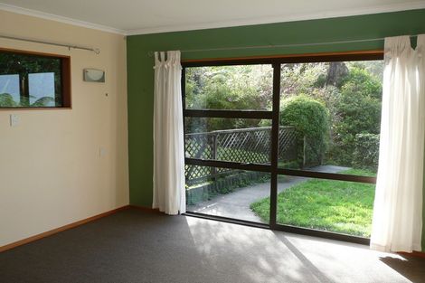 Photo of property in 31b Bush Road, Waiatarua, Auckland, 0604