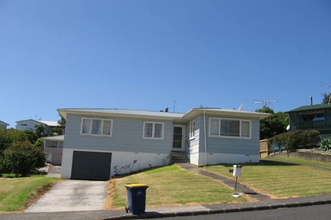 Photo of property in 56 Stott Avenue, Birkdale, Auckland, 0626