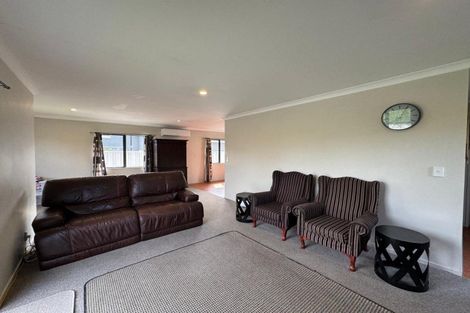 Photo of property in 63 Russell Robertson Drive, Havelock North, 4130
