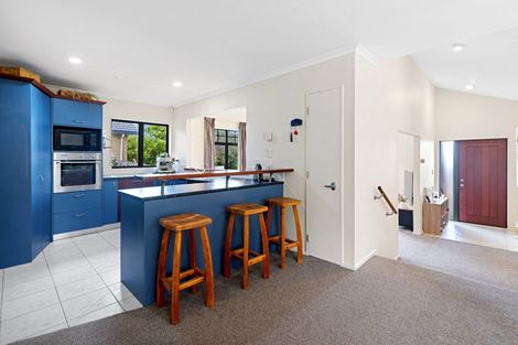 Photo of property in 24 Coventry Way, Long Bay, Auckland, 0630