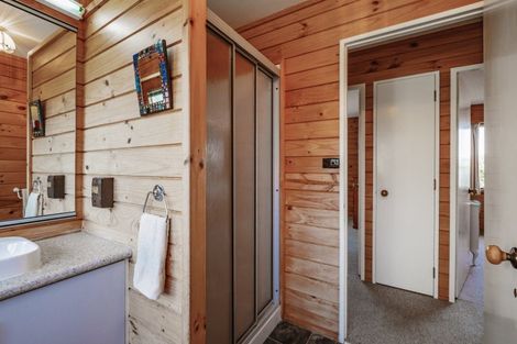 Photo of property in 26 Marchant Place, Westown, New Plymouth, 4310