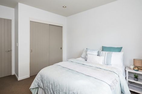 Photo of property in 2 Fairway Oaks Drive, Waikanae Beach, Waikanae, 5036