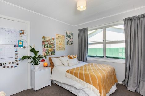 Photo of property in 6 Wynyard Crescent, Tamatea, Napier, 4112